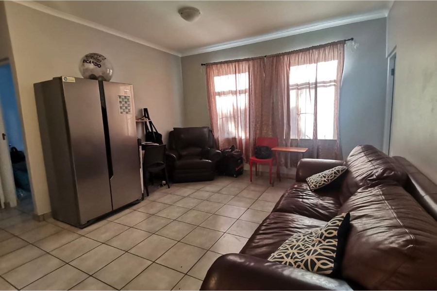 2 Bedroom Property for Sale in Esterville Western Cape